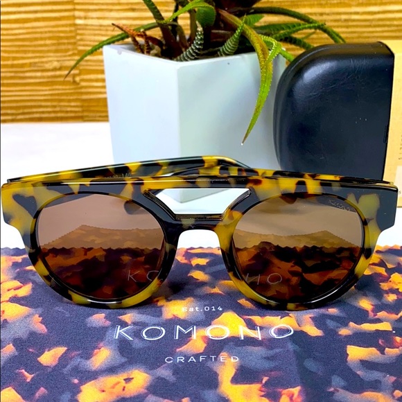 Komono Women’s Dreyfuss Tortoise Demi Sunglasses main image 12